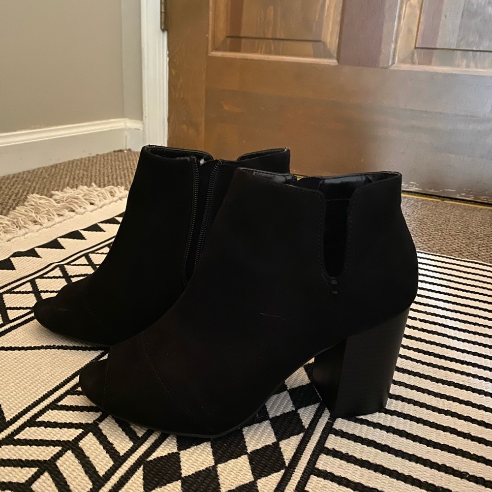Black cut/ open toe booties